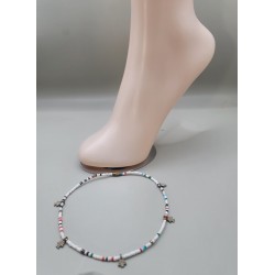 Chevillière artisanale en perles – Bijou de cheville été | Atelier d’Assi