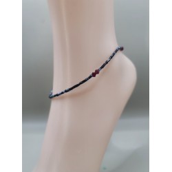 Chevillière artisanale en perles – Bijou de cheville été | Atelier d’Assi