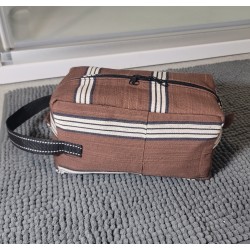 Trousse de toilette artisanale en tissu guinéen | Accessoire fait main