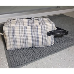 Trousse de toilette artisanale en tissu guinéen | Accessoire fait main