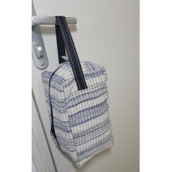 Trousse de toilette artisanale en tissu guinéen | Accessoire fait main
