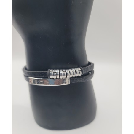 Men’s Multi-Strap Black Bracelet – Silver Bar | Modern & Elegant Design