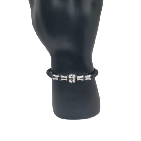 Bracelet Homme Cuir Noir – Métal Croisé | Style Moderne & Original