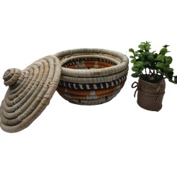 Boîte à bijoux artisanale du Fouta – Vannerie traditionnelle de Guinée