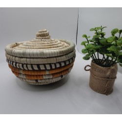 Boîte à bijoux artisanale du Fouta – Vannerie traditionnelle de Guinée