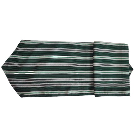 Chemin de table artisanal vert noir écru en coton tissé main de Guinée. Une pièce authentique et chaleureuse pour votre décorati