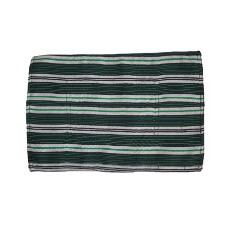 Set de table artisanal vert et écru en tissu tissé main de Guinée. Élégant, durable et parfait pour une décoration naturelle.