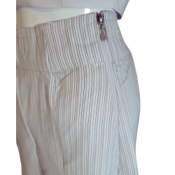 Pantalon Blanc à Rayures - Coupe Large, Fentes Devant & Fermeture La