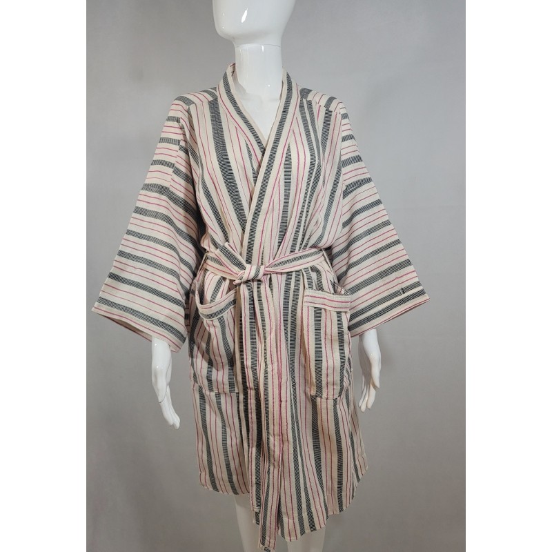 Kimono artisanal en tissu tissé de Guinée | L’Atelier D’Assi