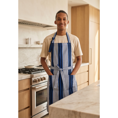 Tablier artisanal bleu indigo et écru | L’Atelier D’Assi