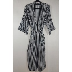 Kimono artisanal en coton tissé – Fabrication guinéenne