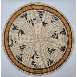 artisanat guinéen, Fouta, décoration murale, dessous de plat, fait main, déco africaine, fibres naturelles, art africain, Guinée